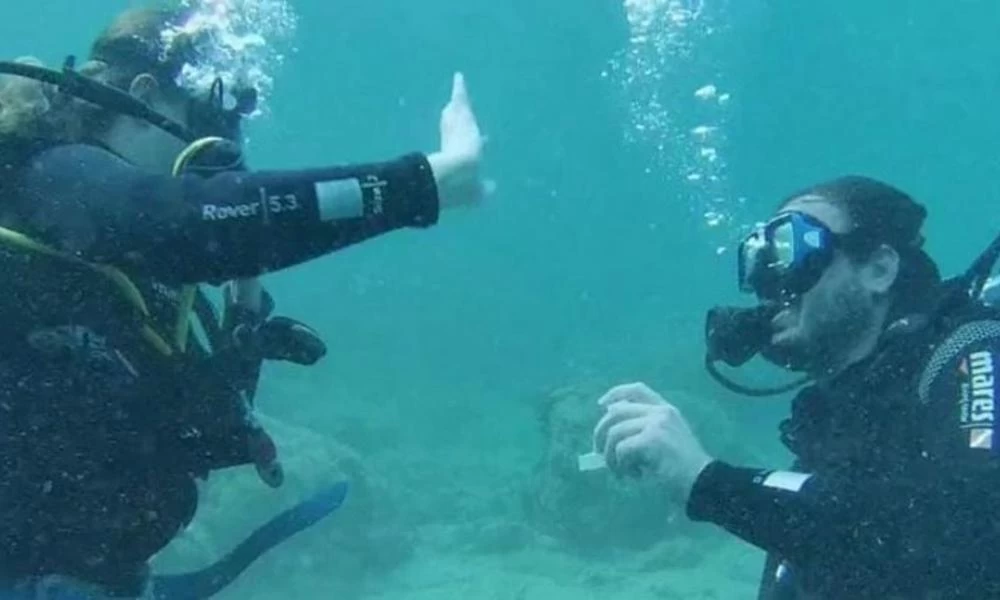 Σε κατάδυση… πρόταση γάμου στην Αλόννησο!